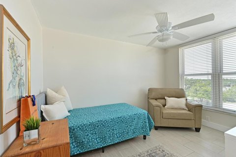 Condo in Bradenton, Florida, 3 bedrooms  № 1734297 - photo 28