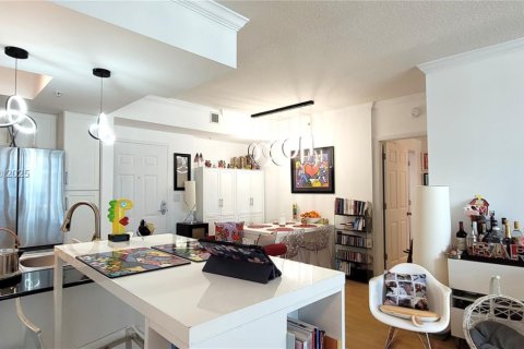 Copropriété à vendre à Miami, Floride: 2 chambres, 91.42 m2 № 1950787 - photo 9