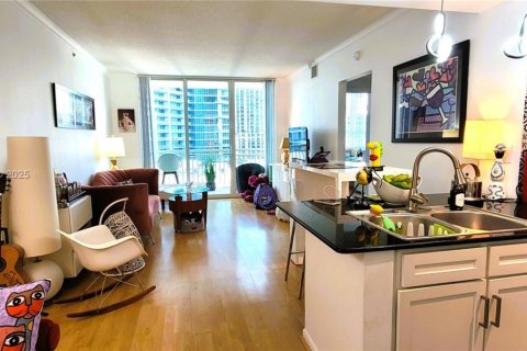 Copropriété à vendre à Miami, Floride: 2 chambres, 91.42 m2 № 1950787 - photo 6