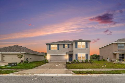 House in Palmetto, Florida 4 bedrooms, 226.22 sq.m. № 2142308 - photo 26