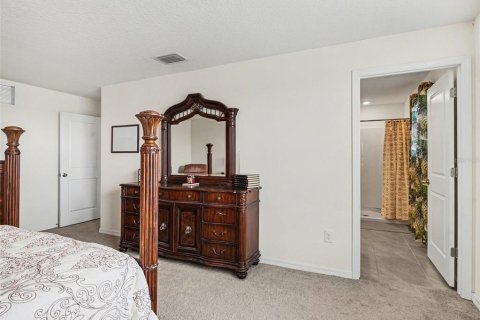 House in Palmetto, Florida 4 bedrooms, 226.22 sq.m. № 2142308 - photo 16