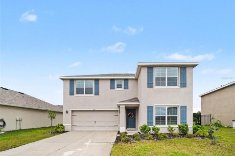 House in Palmetto, Florida 4 bedrooms, 226.22 sq.m. № 2142308