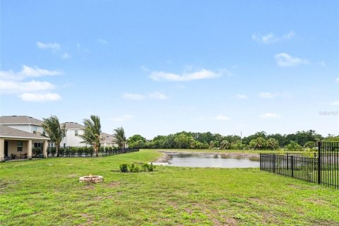 House in Palmetto, Florida 4 bedrooms, 226.22 sq.m. № 2142308 - photo 25
