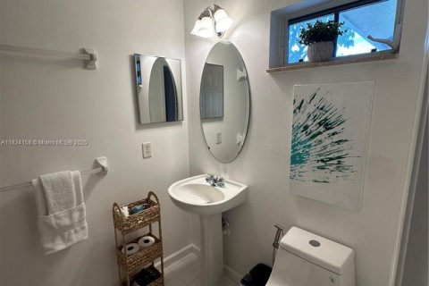 Immobilier commercial à vendre à West Palm Beach, Floride: 170.48 m2 № 1817071 - photo 5