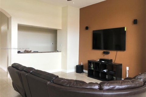 Villa ou maison à louer à Homestead, Floride: 4 chambres, 238.94 m2 № 2169750 - photo 10
