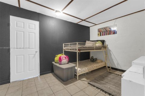 House in Miami Gardens, Florida 3 bedrooms, 164.9 sq.m. № 1696494 - photo 22