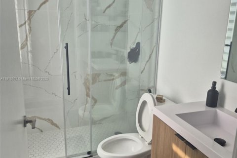 Adosado en alquiler en Homestead, Florida, 4 dormitorios, 129.88 m2 № 1970744 - foto 2