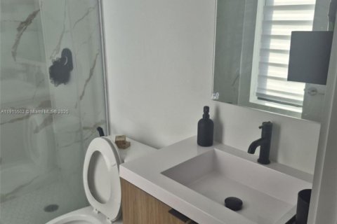 Adosado en alquiler en Homestead, Florida, 4 dormitorios, 129.88 m2 № 1970744 - foto 3