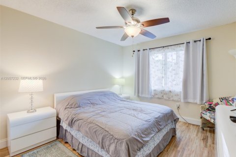 Copropriété à vendre à Tamarac, Floride: 2 chambres, 106.09 m2 № 2168704 - photo 30