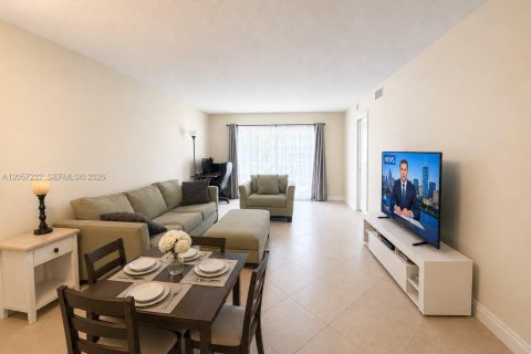 Copropriété à vendre à Tamarac, Floride: 2 chambres, 106.09 m2 № 2168704 - photo 21