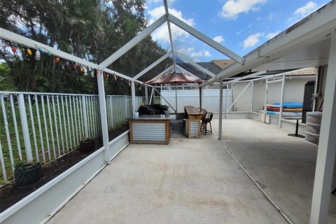 House in Lake Worth, Florida 3 bedrooms, 171.78 sq.m. № 2247920 - photo 30