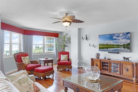 Copropriété à vendre à Daytona Beach Shores, Floride: 3 chambres, 195.09 m2 № 1792898 - photo 10