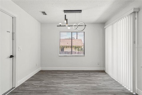 Casa en venta en Orlando, Florida, 3 dormitorios, 137.87 m2 № 1911177 - foto 19