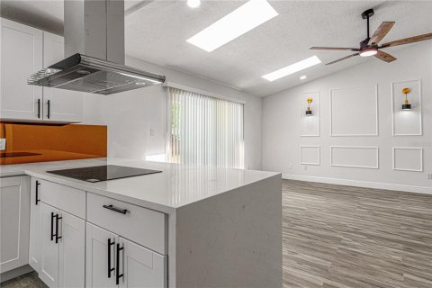 Casa en venta en Orlando, Florida, 3 dormitorios, 137.87 m2 № 1911177 - foto 7