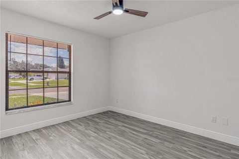 Casa en venta en Orlando, Florida, 3 dormitorios, 137.87 m2 № 1911177 - foto 21