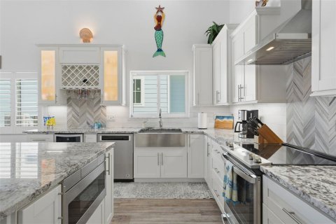 Villa ou maison à louer à Englewood, Floride: 4 chambres, 345.22 m2 № 2142850 - photo 10