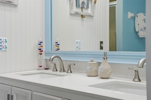 Villa ou maison à louer à Englewood, Floride: 4 chambres, 345.22 m2 № 2142850 - photo 28