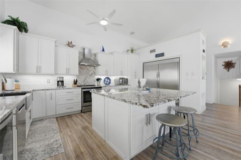 Villa ou maison à louer à Englewood, Floride: 4 chambres, 345.22 m2 № 2142850 - photo 13
