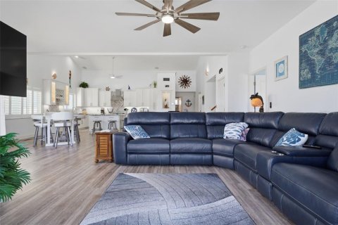 Villa ou maison à louer à Englewood, Floride: 4 chambres, 345.22 m2 № 2142850 - photo 21