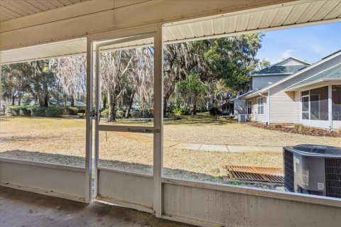 Condo in Newberry, Florida, 2 bedrooms № 2106316 - photo 23