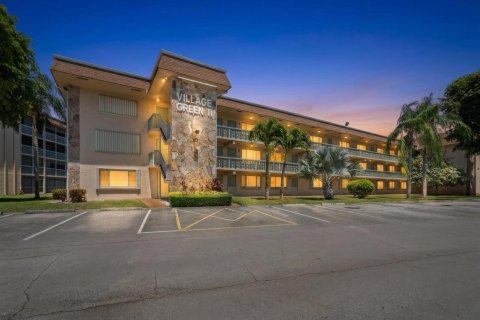 Copropriété à vendre à Palm Springs, Floride: 1 chambre, 70.98 m2 № 2177497 - photo 6