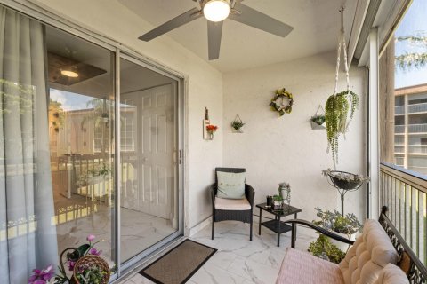 Copropriété à vendre à Palm Springs, Floride: 1 chambre, 70.98 m2 № 2177497 - photo 17