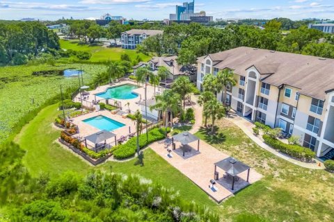 Condominio en alquiler en Orlando, Florida, 2 dormitorios, 93.18 m2 № 1913968 - foto 22