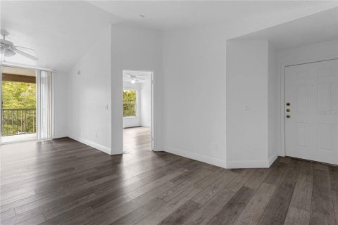 Condominio en alquiler en Orlando, Florida, 2 dormitorios, 93.18 m2 № 1913968 - foto 5