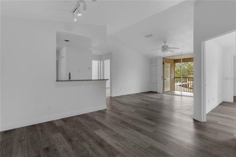 Condominio en alquiler en Orlando, Florida, 2 dormitorios, 93.18 m2 № 1913968 - foto 6