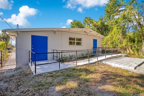Propiedad comercial en venta en Orlando, Florida, 102.01 m2 № 2105657 - foto 23
