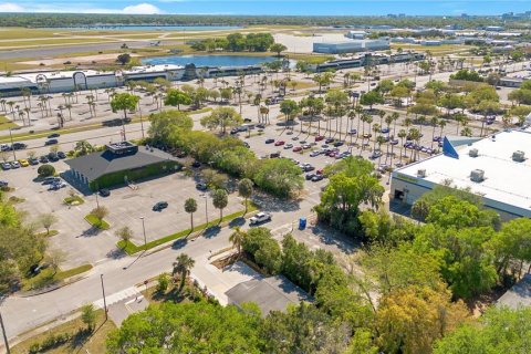 Propiedad comercial en venta en Orlando, Florida, 102.01 m2 № 2105657 - foto 30