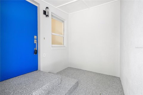 Propiedad comercial en venta en Orlando, Florida, 102.01 m2 № 2105657 - foto 6