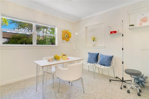 Propiedad comercial en venta en Orlando, Florida, 102.01 m2 № 2105657 - foto 15