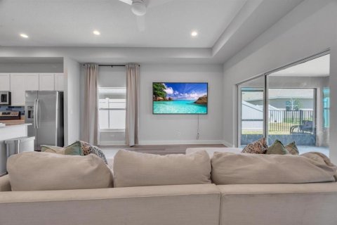 Villa ou maison à louer à St. Lucie, Floride: 3 chambres, 154.59 m2 № 2317734 - photo 4