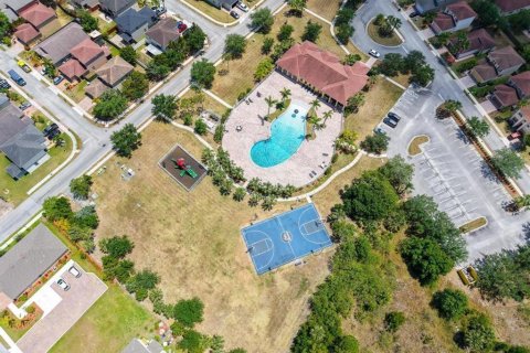Villa ou maison à louer à St. Lucie, Floride: 3 chambres, 154.59 m2 № 2317734 - photo 25