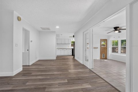 Купить виллу или дом в Мейтленд, Флорида 8 комнат, 162.58м2, № 2320990 - фото 12
