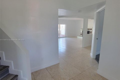 Casa en venta en Englewood, Florida, 4 dormitorios, 224.64 m2 № 1647307 - foto 29