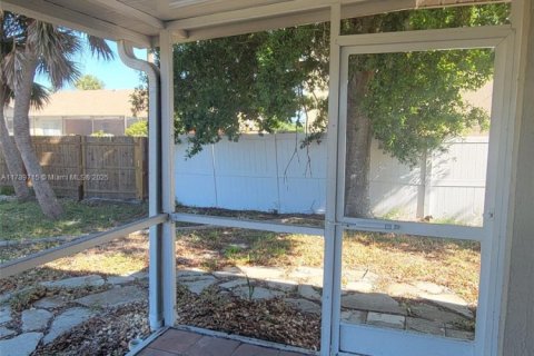 Casa en venta en Englewood, Florida, 4 dormitorios, 224.64 m2 № 1647307 - foto 7