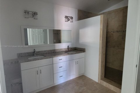 Casa en venta en Englewood, Florida, 4 dormitorios, 224.64 m2 № 1647307 - foto 17