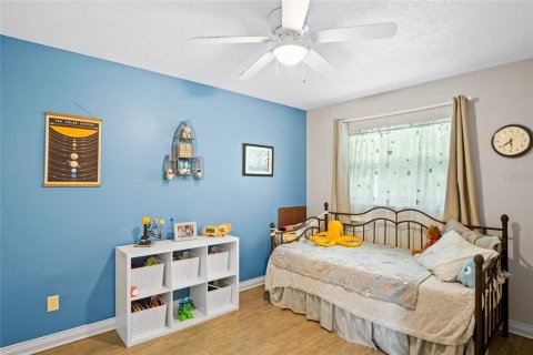 House in Orlando, Florida 3 bedrooms, 112.6 sq.m. № 2207427 - photo 15