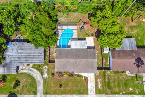 House in Orlando, Florida 3 bedrooms, 112.6 sq.m. № 2207427 - photo 25