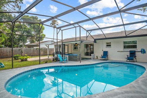House in Orlando, Florida 3 bedrooms, 112.6 sq.m. № 2207427 - photo 22