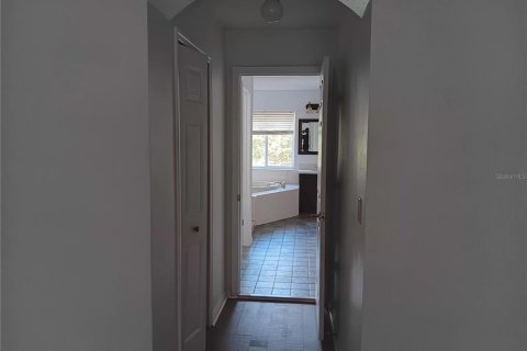 Villa ou maison à vendre à Tampa, Floride: 4 chambres, 263.56 m2 № 1904256 - photo 24
