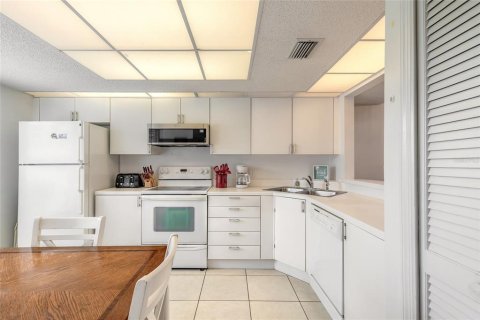 Touwnhouse à vendre à Port Orange, Floride: 2 chambres, 137.31 m2 № 1783499 - photo 9