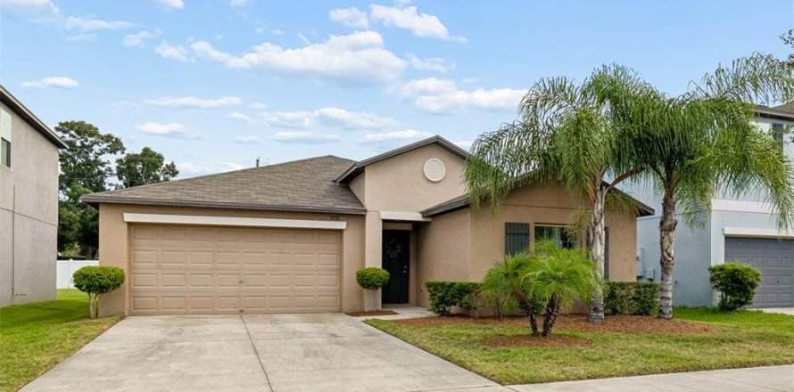 Villa ou maison à Tampa, Floride 4 chambres, 179.77 m2 № 2223658