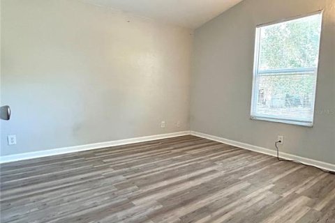 Villa ou maison à louer à Gainesville, Floride: 3 chambres, 84.73 m2 № 2105406 - photo 3