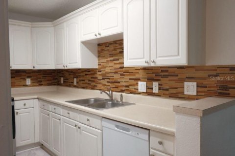 Condominio en venta en Kissimmee, Florida, 4 dormitorios, 113.34 m2 № 1554558 - foto 9