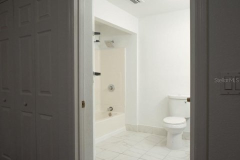 Condominio en venta en Kissimmee, Florida, 4 dormitorios, 113.34 m2 № 1554558 - foto 21