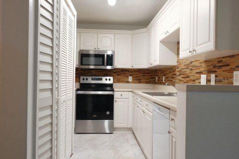 Condominio en venta en Kissimmee, Florida, 4 dormitorios, 113.34 m2 № 1554558 - foto 12