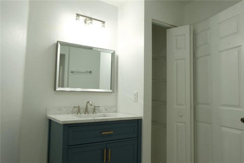 Condominio en venta en Kissimmee, Florida, 4 dormitorios, 113.34 m2 № 1554558 - foto 20